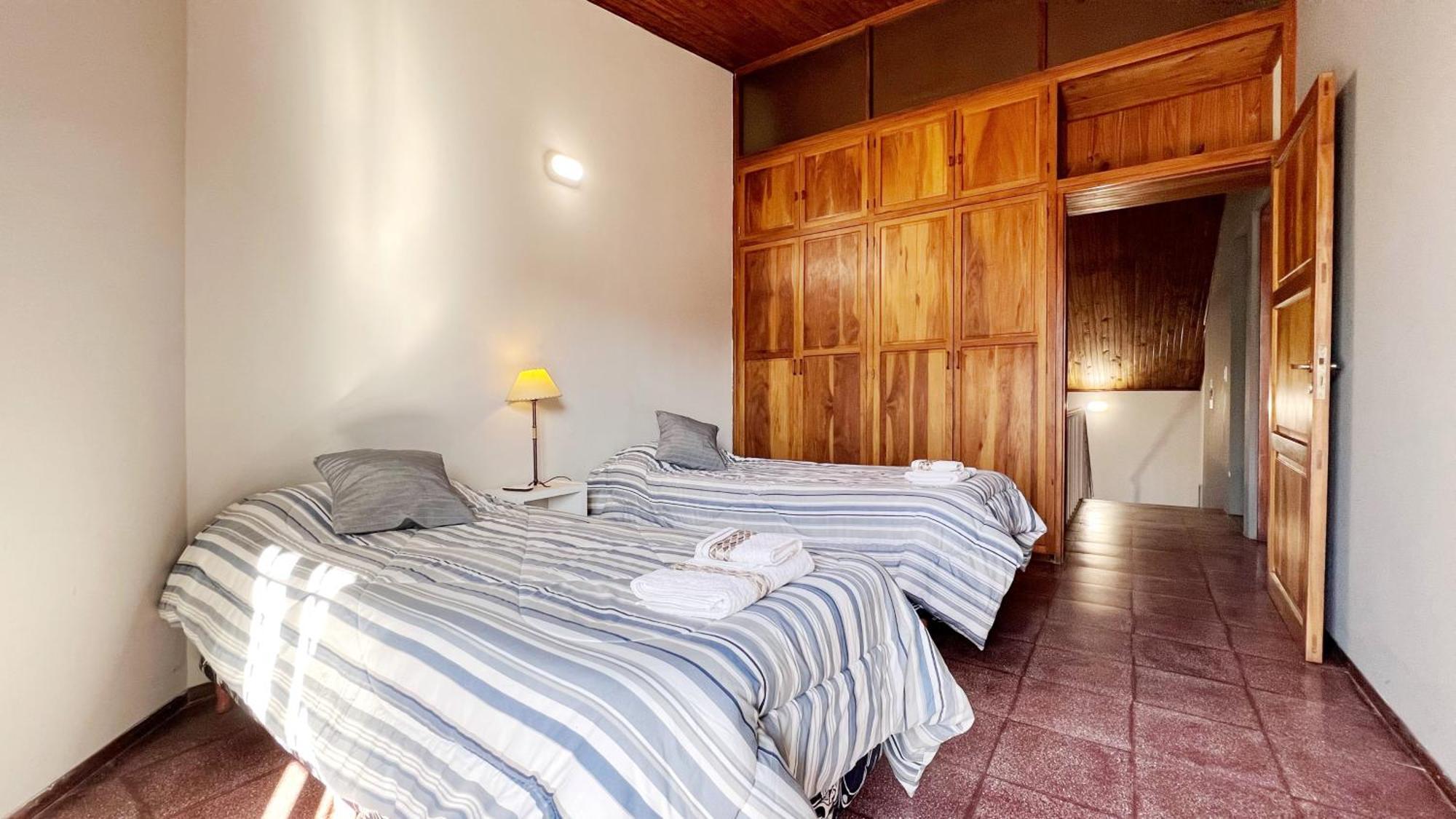 Duplex Mendoza Con Chochera Techada Eksteriør billede
